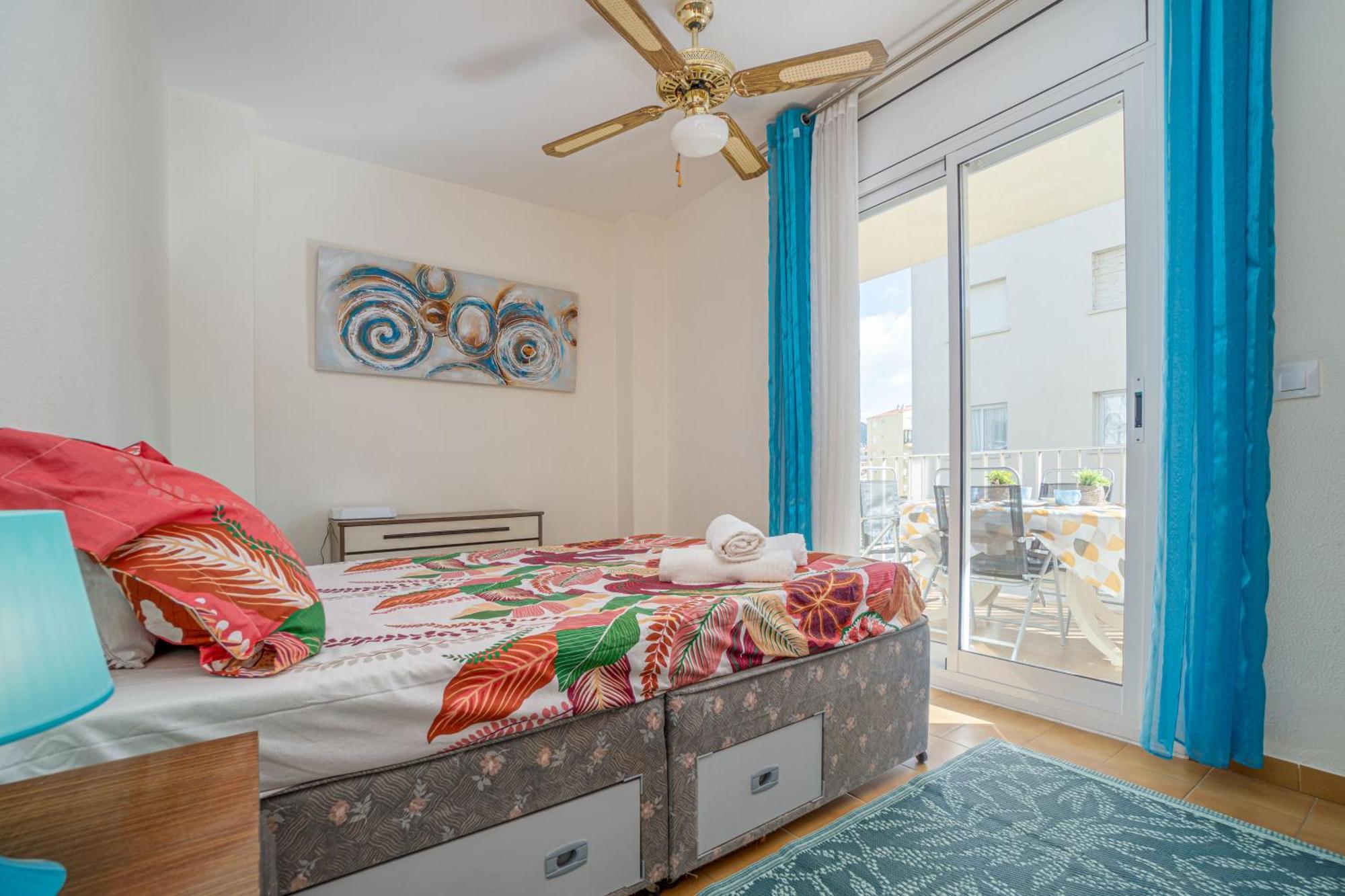 Est1-Spaciouss Appartment In The Beach, Bbq, Downtonwn, Parking, Fast Wifi Fibre Roses Exterior foto
